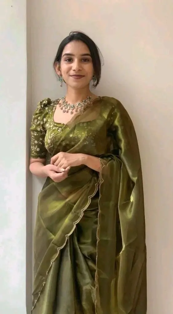 SAREE