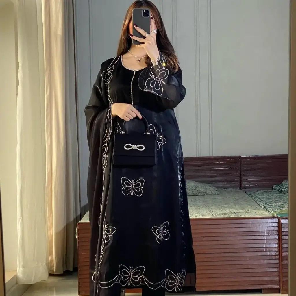 DRESS 👗