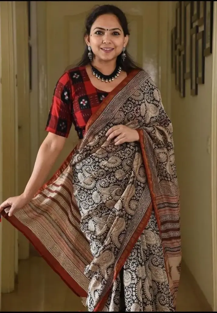 SAREE