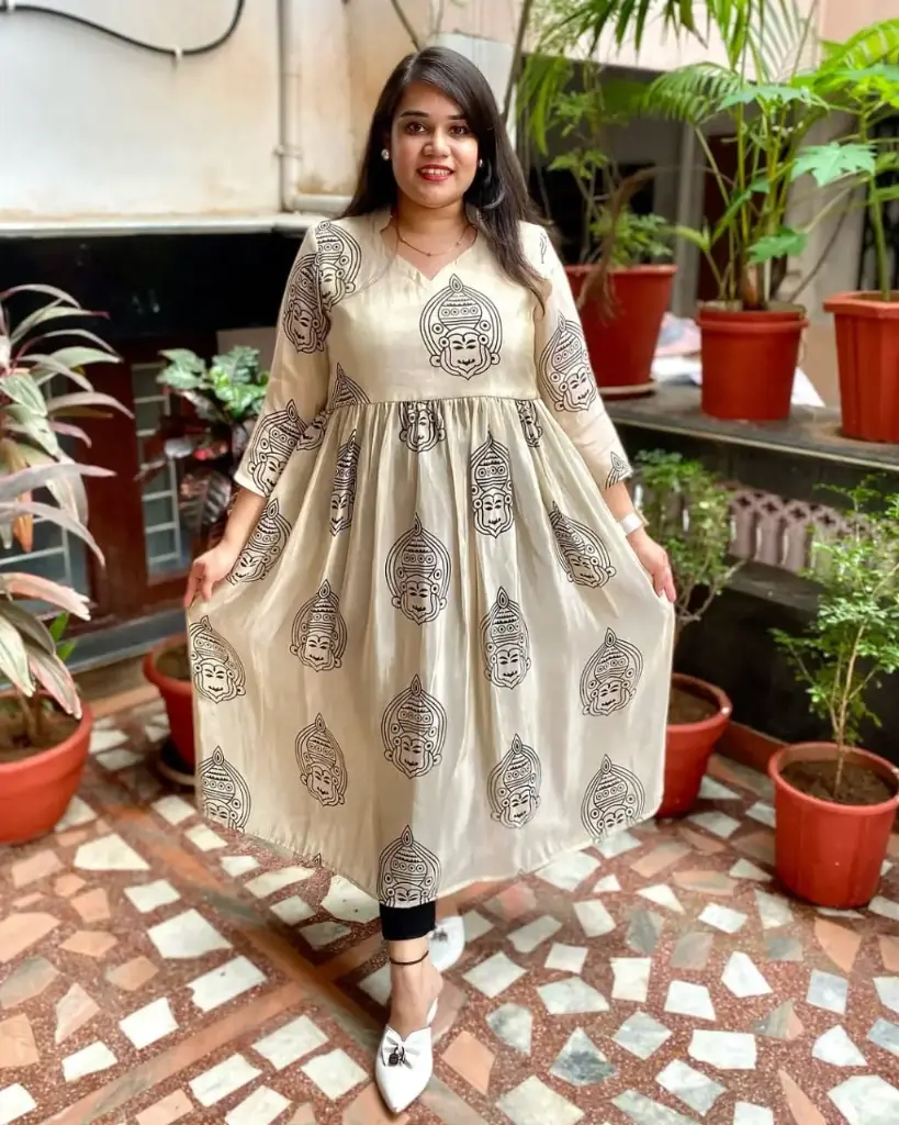 DRESS
