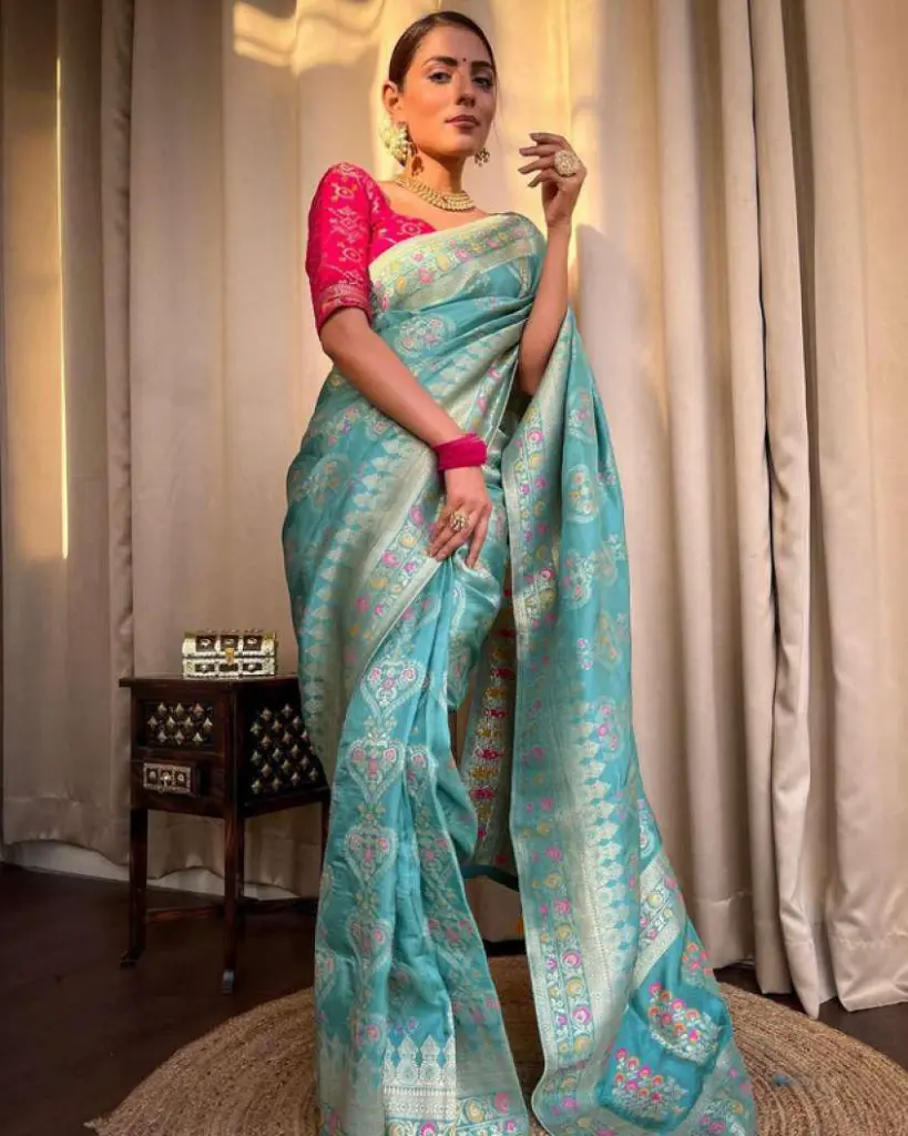 SAREE