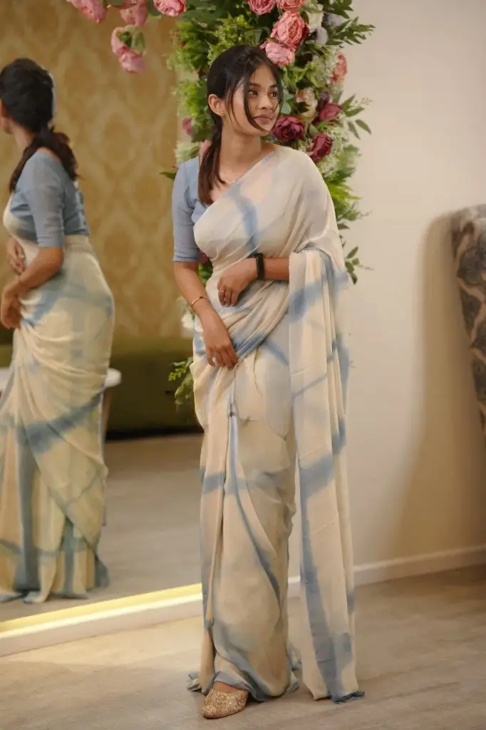SAREE