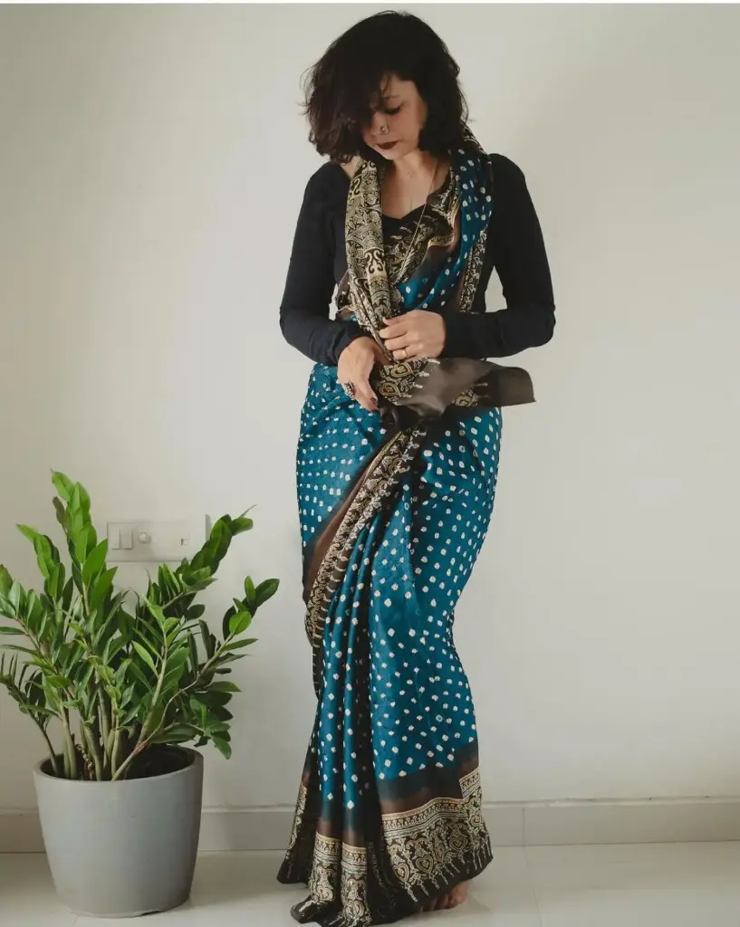 SAREE