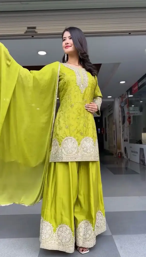 DRESS