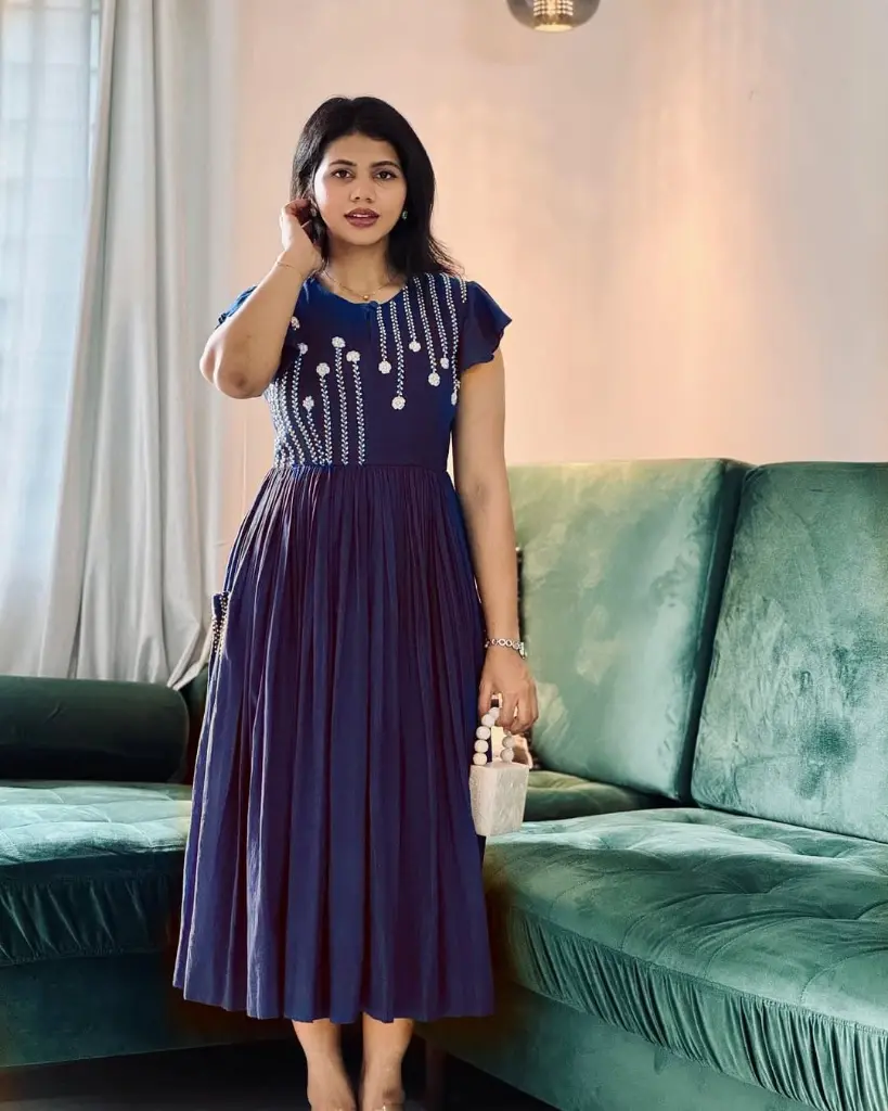 NEW DRESS