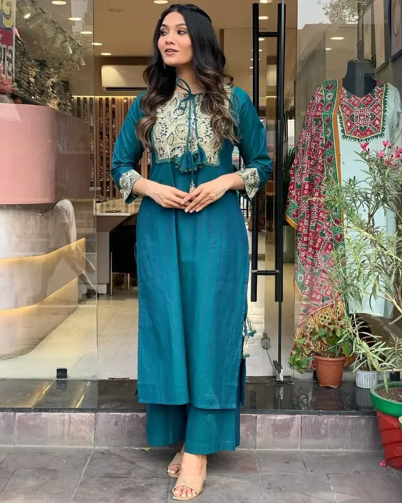 KURTI